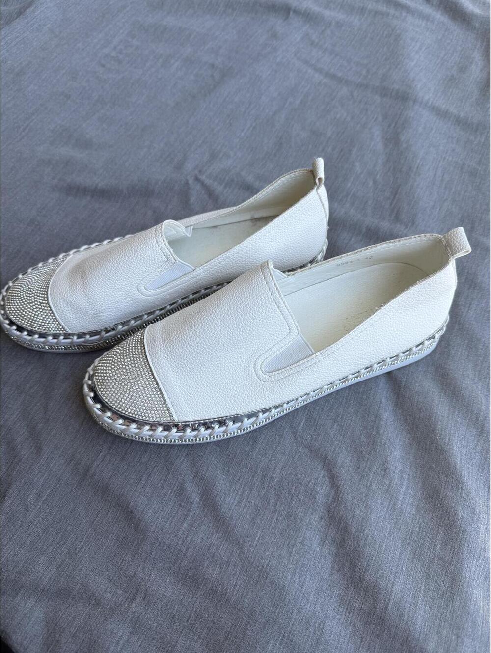Shuntian Women's Size 10.5-11 White Rhinestone Slip-On Espadrilles Wedding